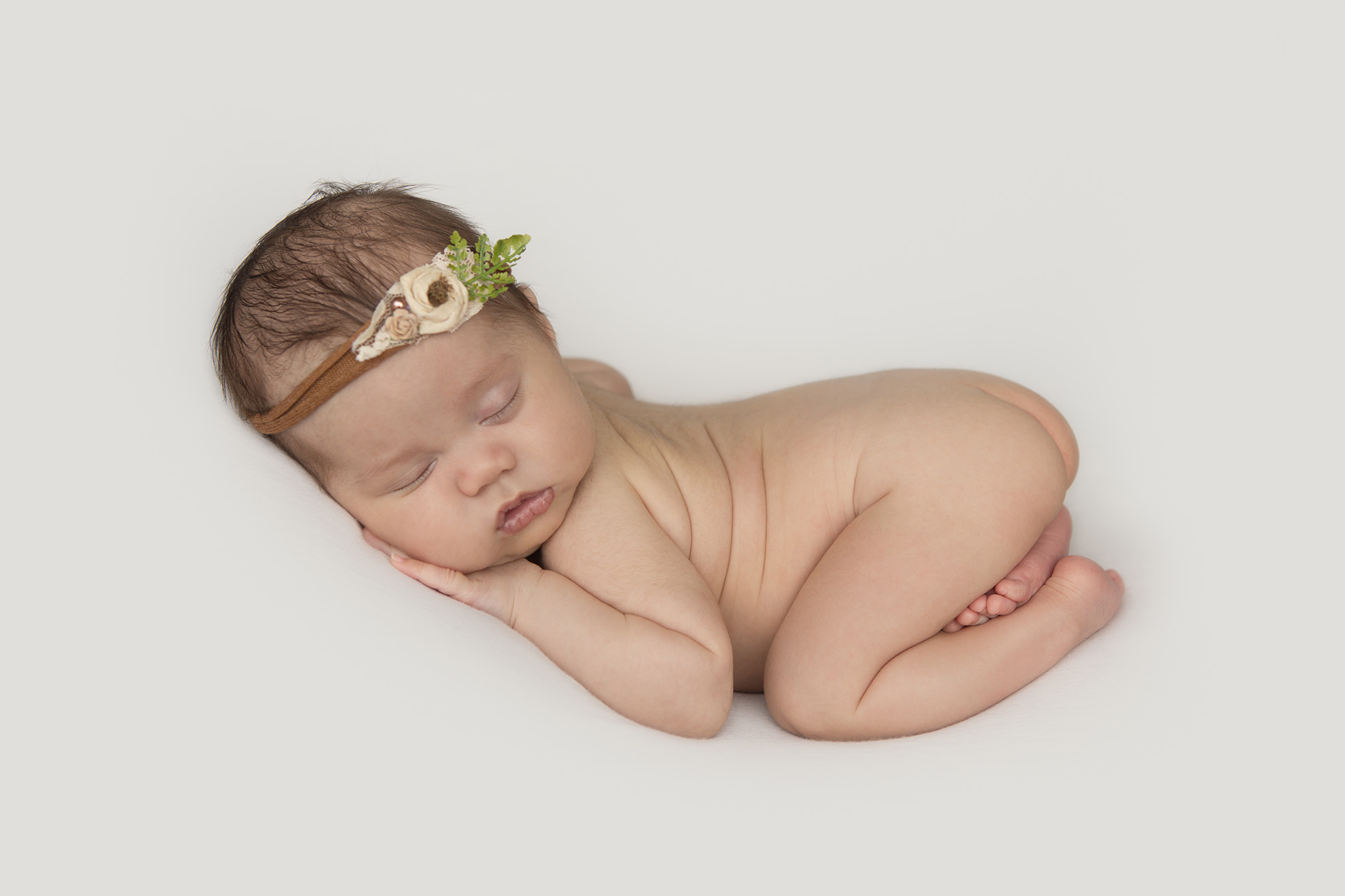 Newborn-baby-photography-naked-baby.jpg