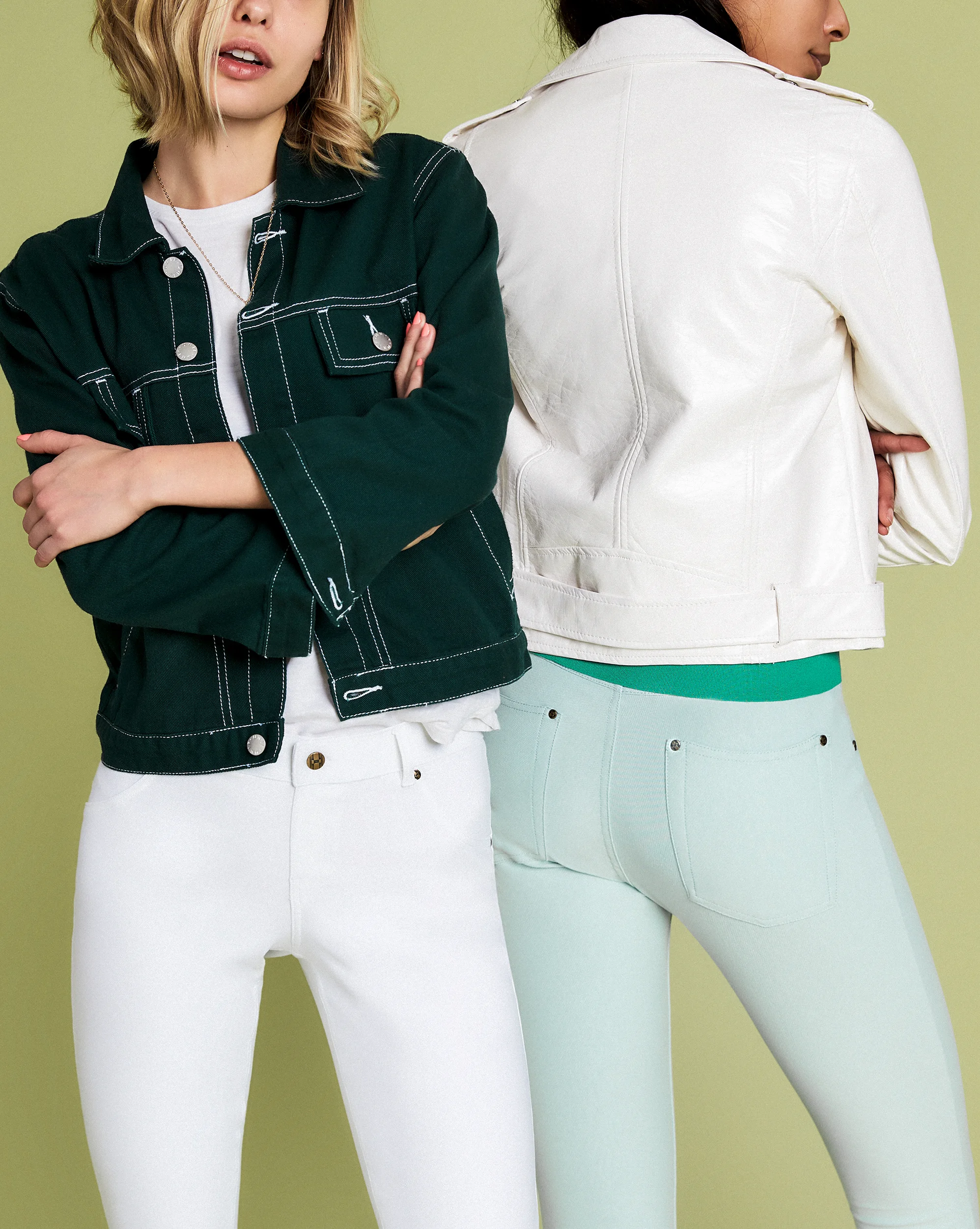 CUFFED ESSENTIAL DENIM SKIMMER WHITE_02012018_Hue_Day01_0647.jpg