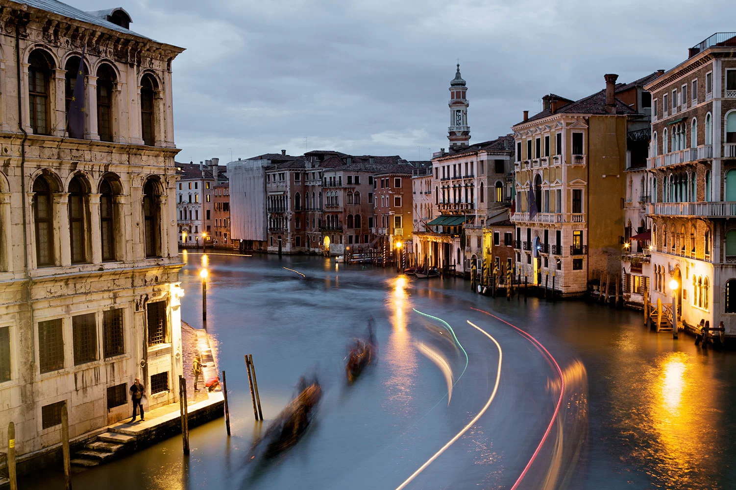 VeniceGondolas.jpg