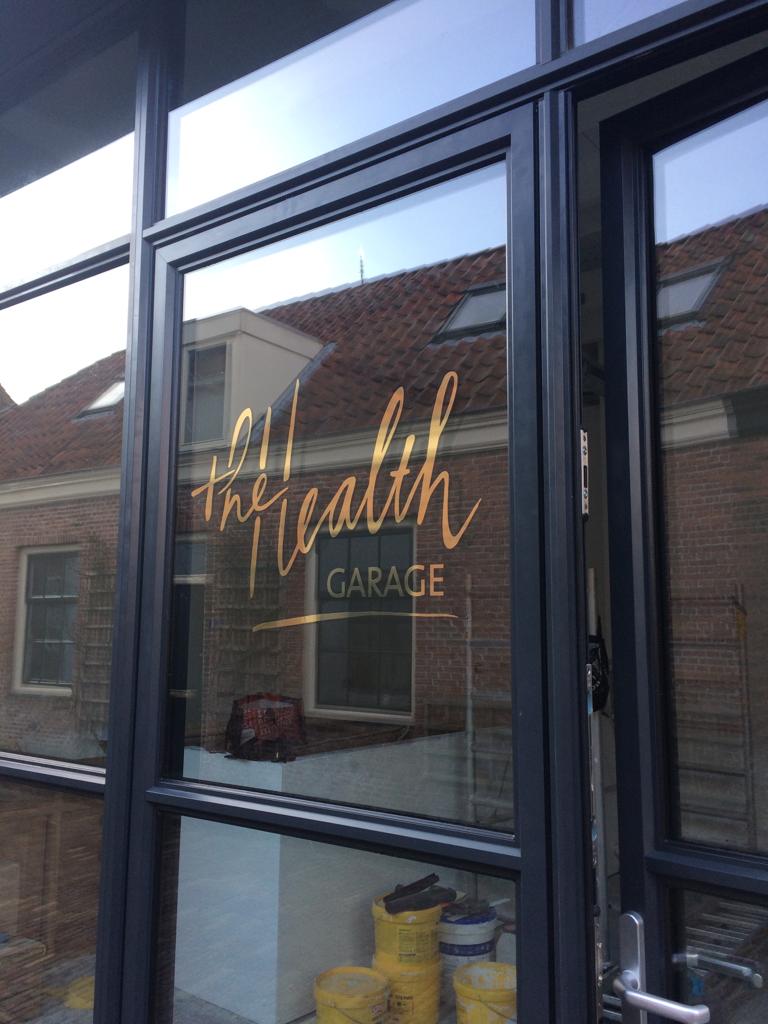 THG golden logotype.JPG