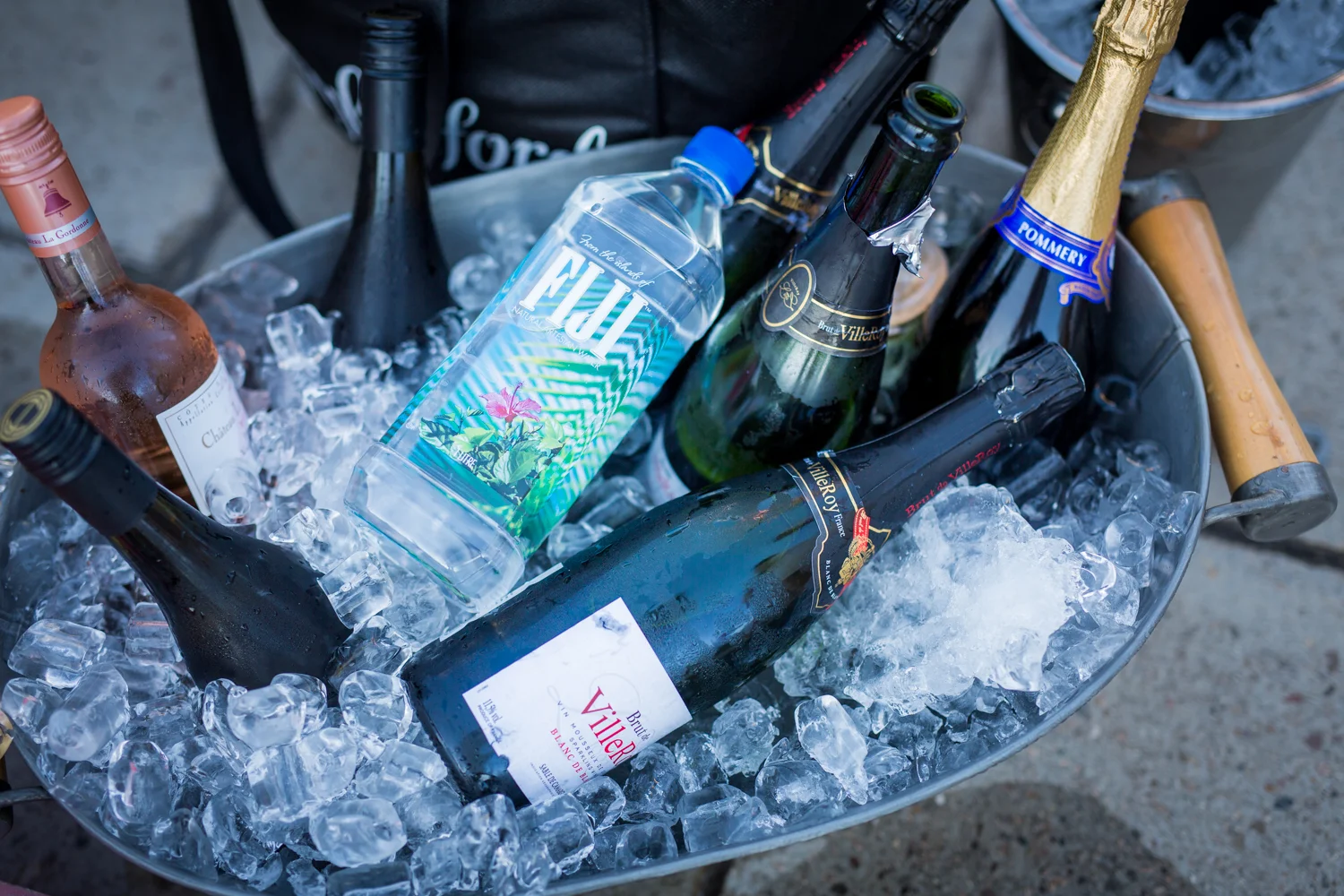 DINER EN BLANC- FIJI WATER-41.jpg