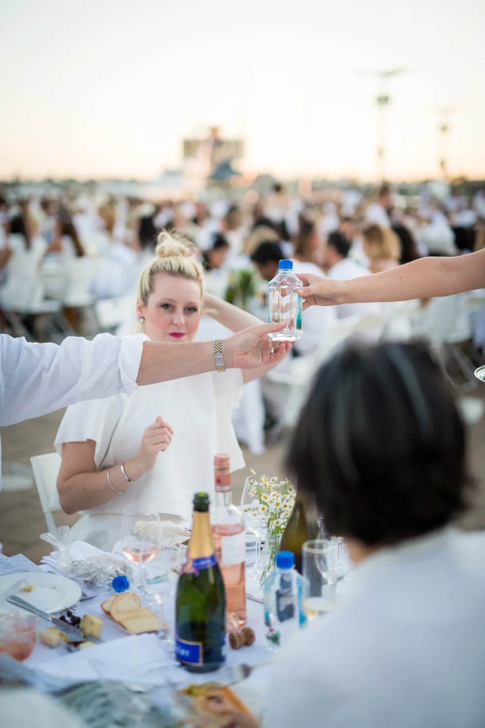 DINER EN BLANC- FIJI WATER-80.jpg