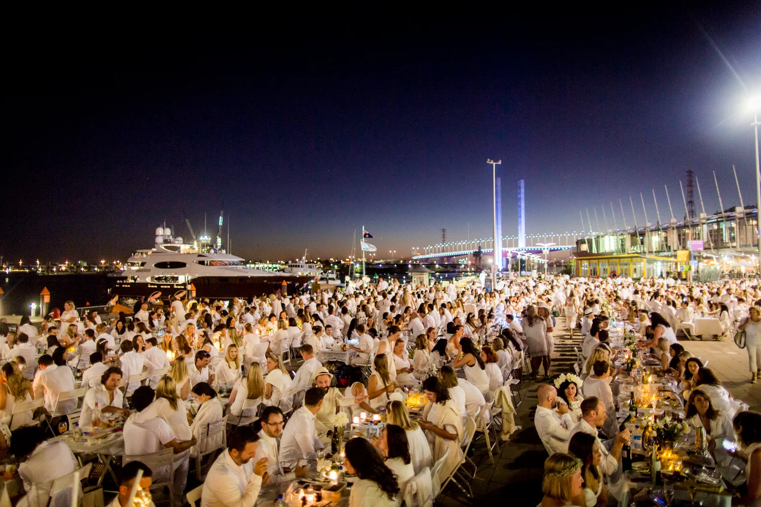 DINER EN BLANC- FIJI WATER-98.jpg