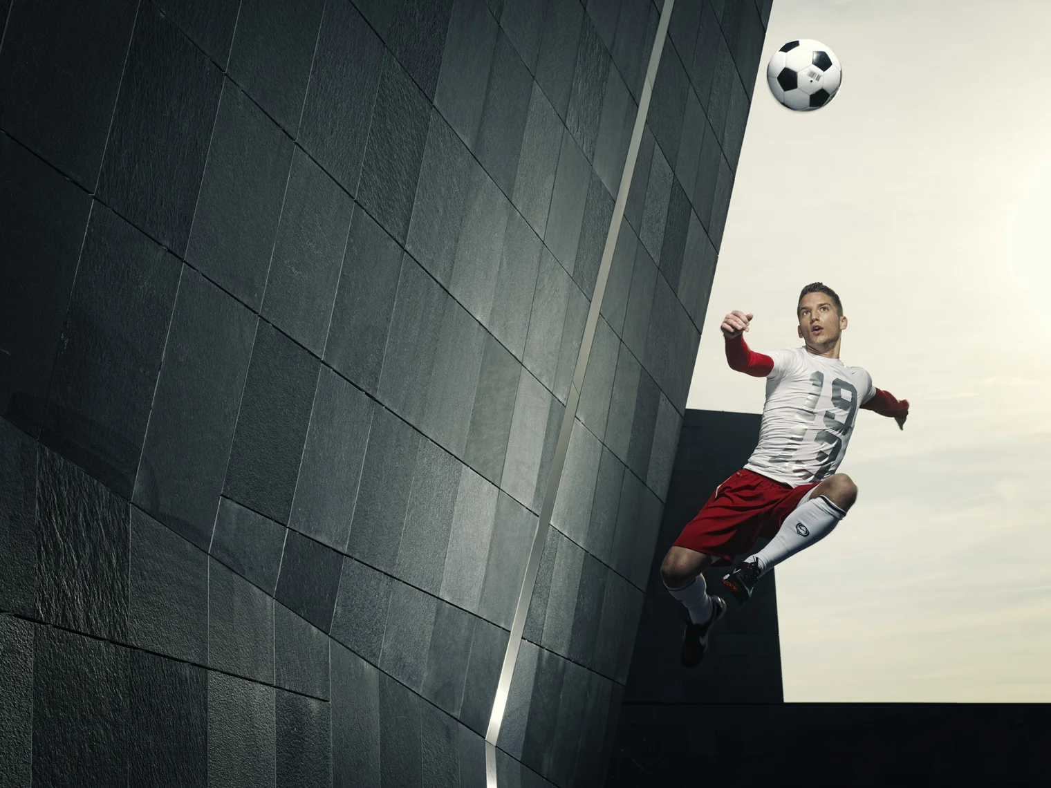SOF-C1000-DriesMertens-voetbal-advertising-ruudbaan-.jpg