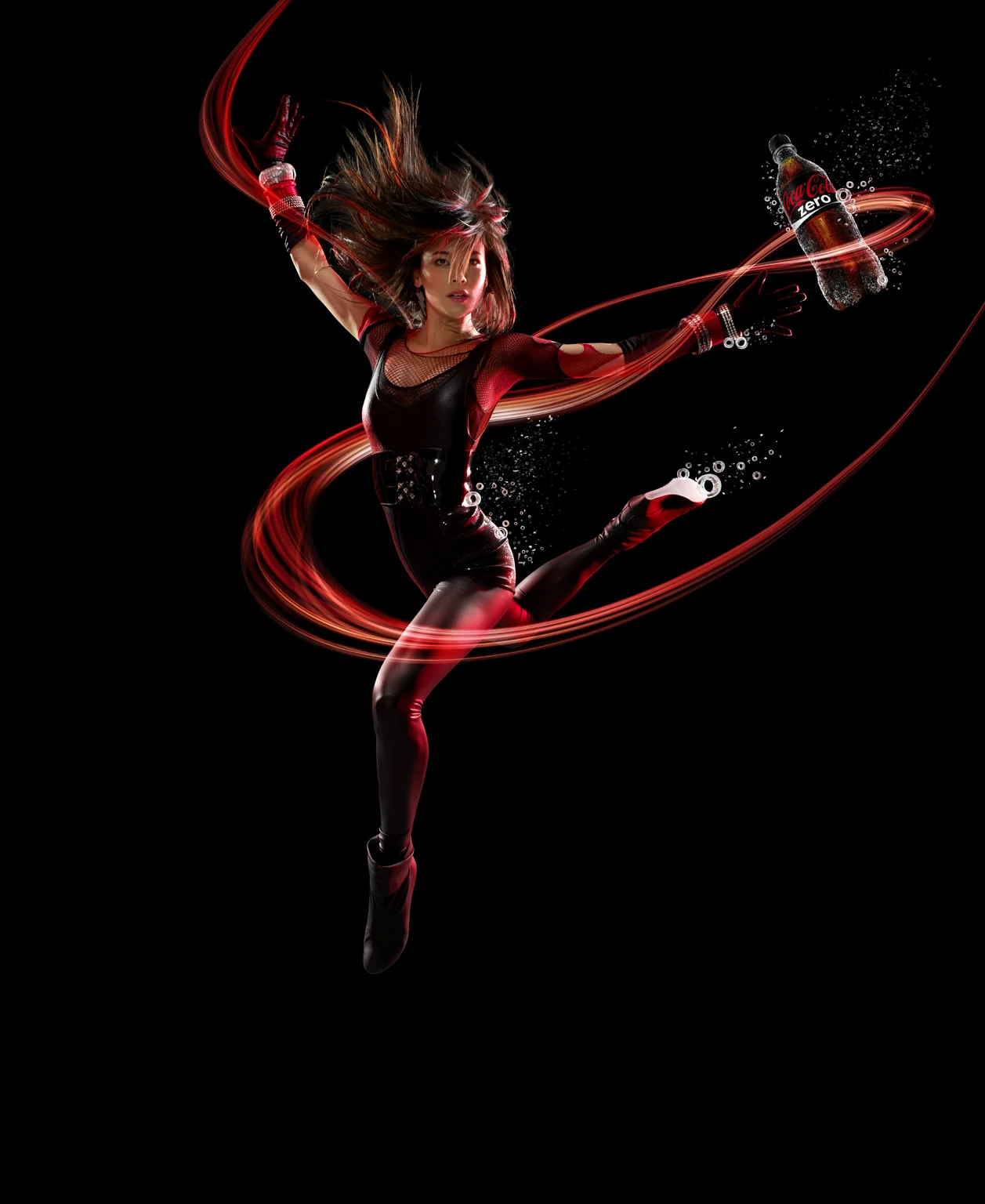 CocaCola_Woman_Dancing_083_v4.jpg