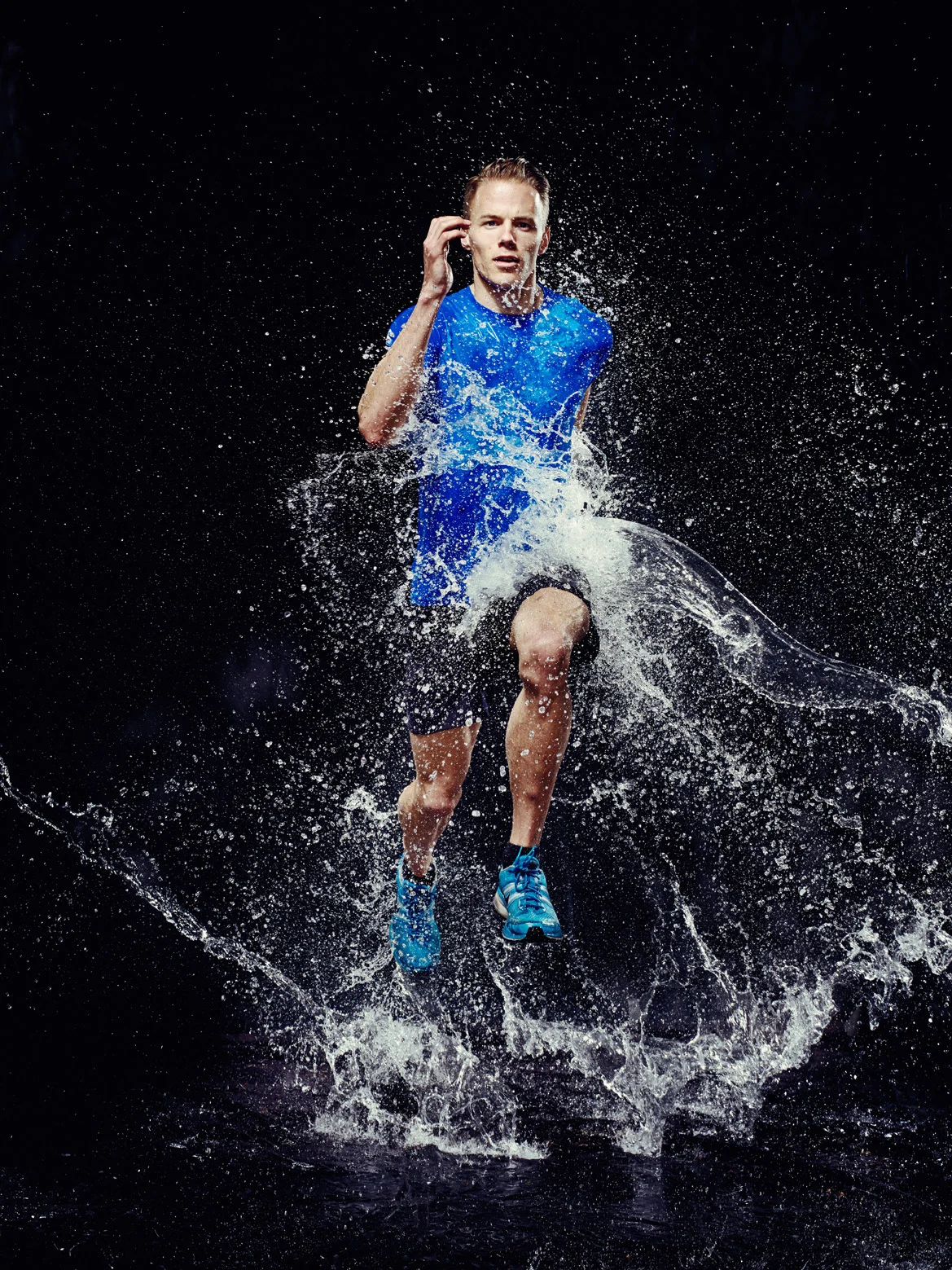2014-runnersworld-water166766.jpg