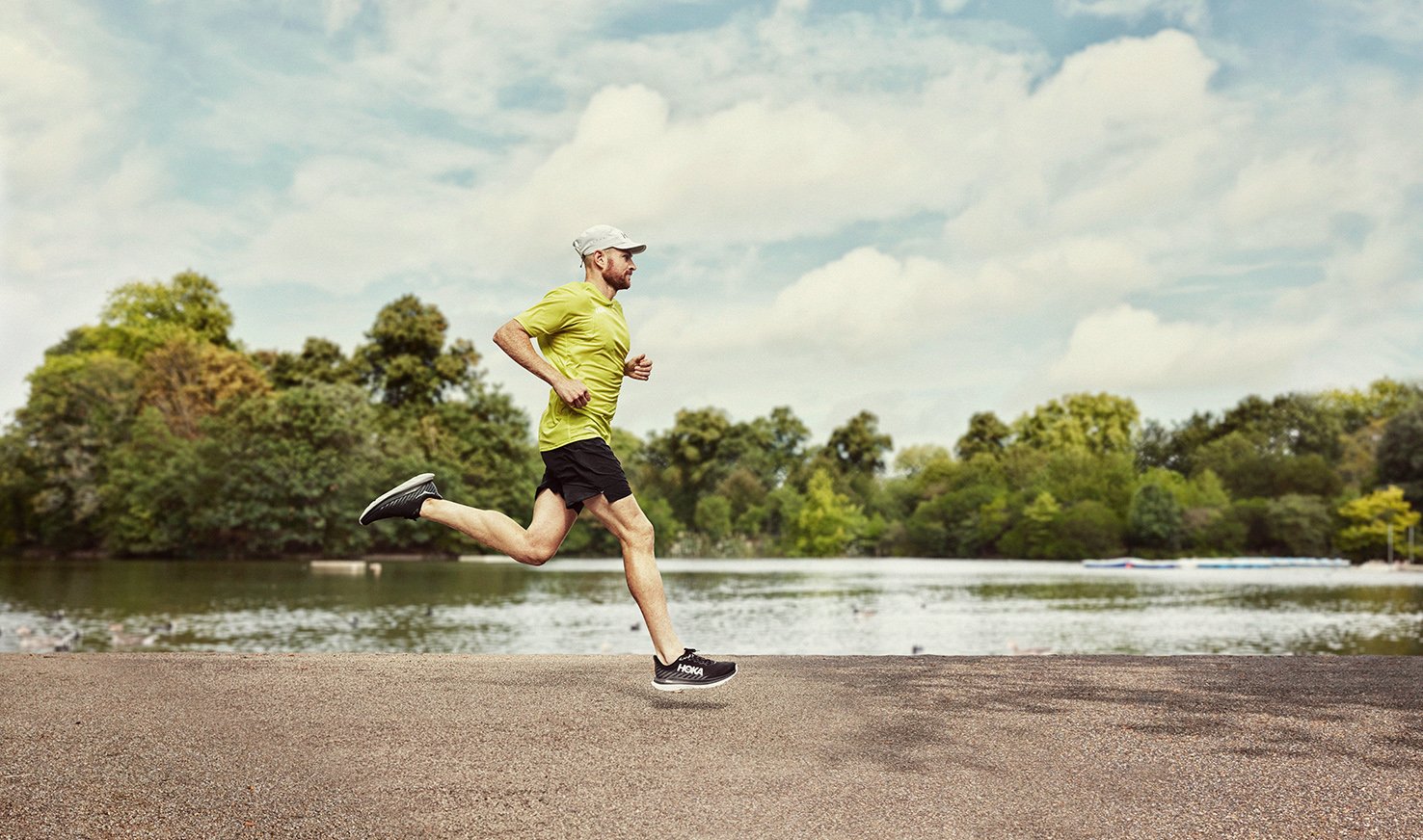 02-HOKA_London4586 2_1.jpg
