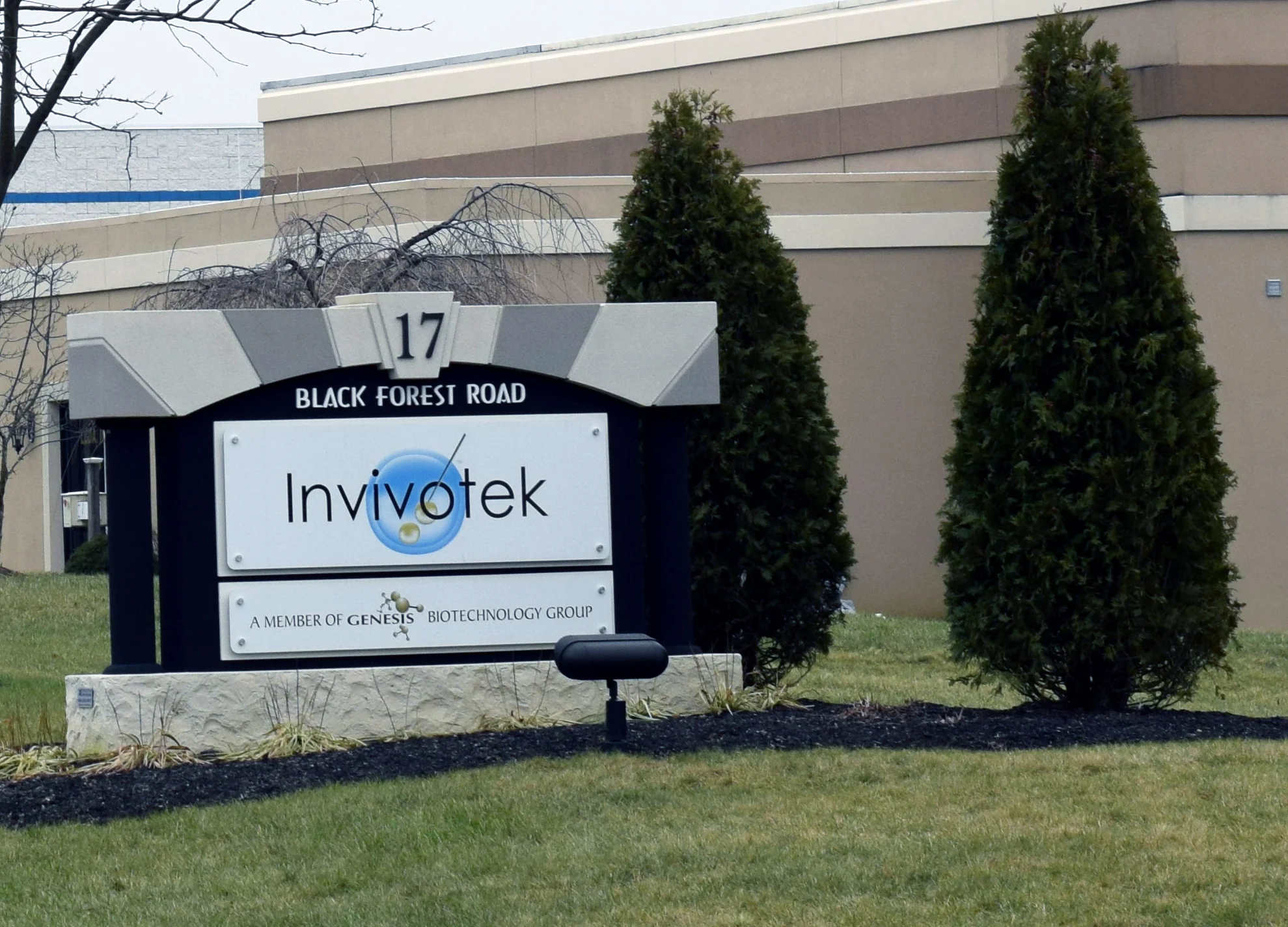 Invivotech location web sign plant tcg tci extern.jpg