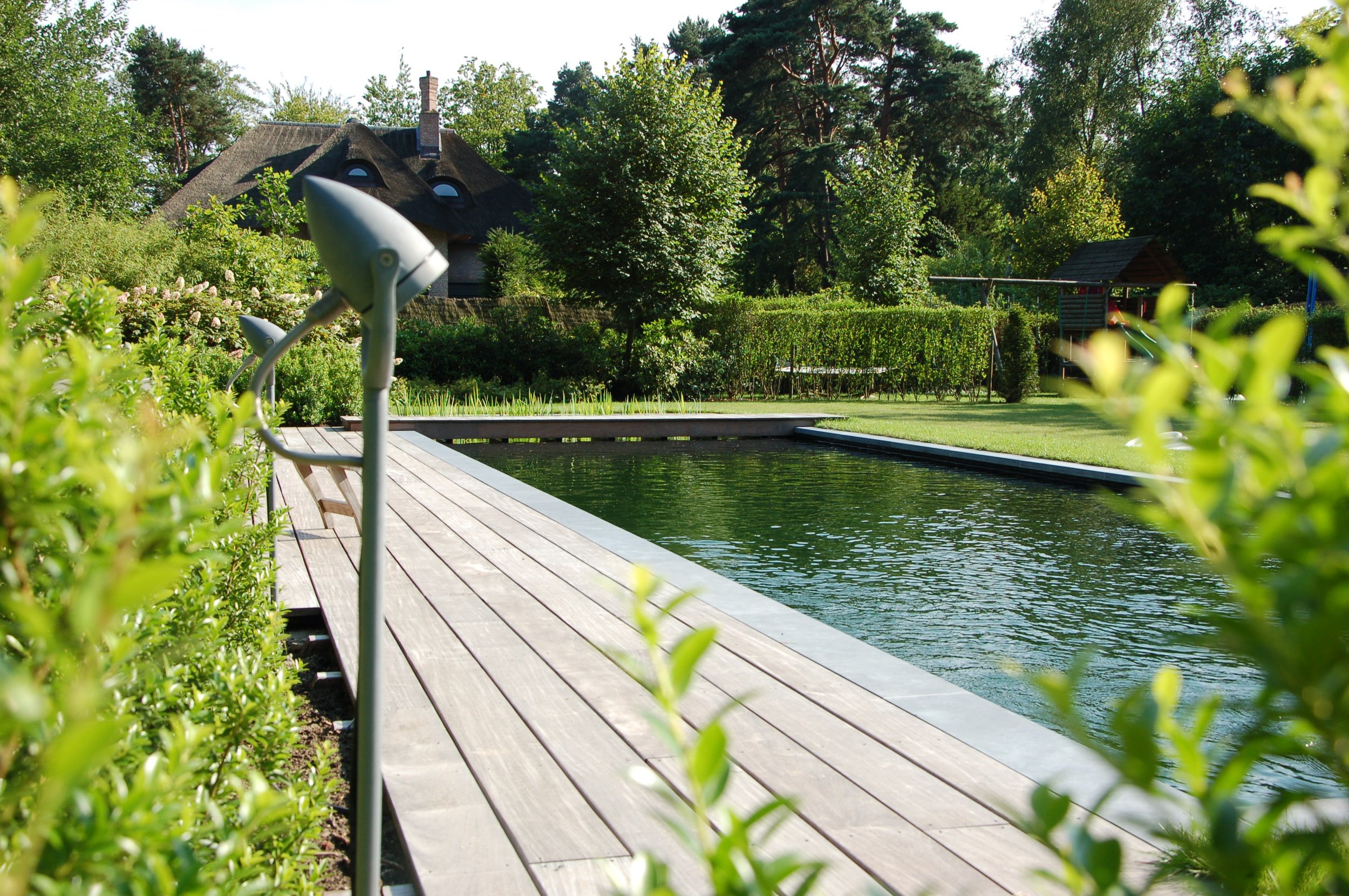 <p class="" style="white-space:pre-wrap;">PooLS</p>