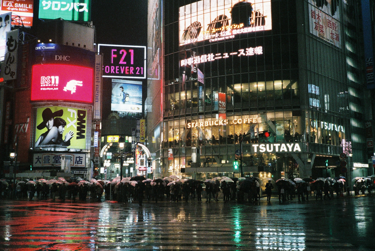 City lights at night - again amazing colors at 1600 ISO