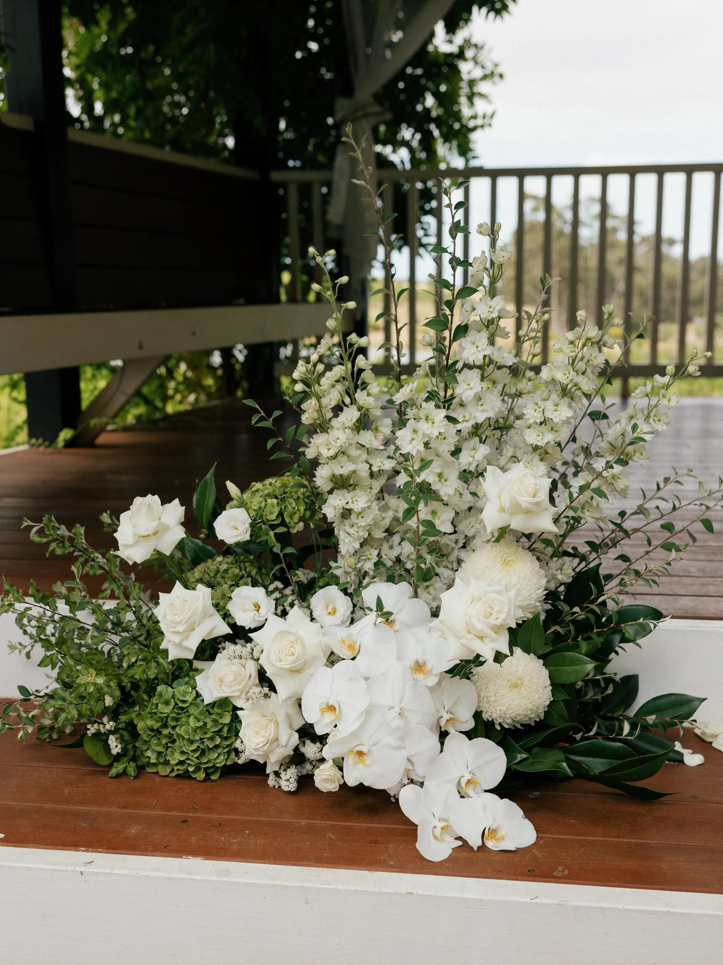 C &amp; L~ Love a classic ceremony at @aravinaweddings 🌿 Photos by @tajkempe 🤍🤍🤍