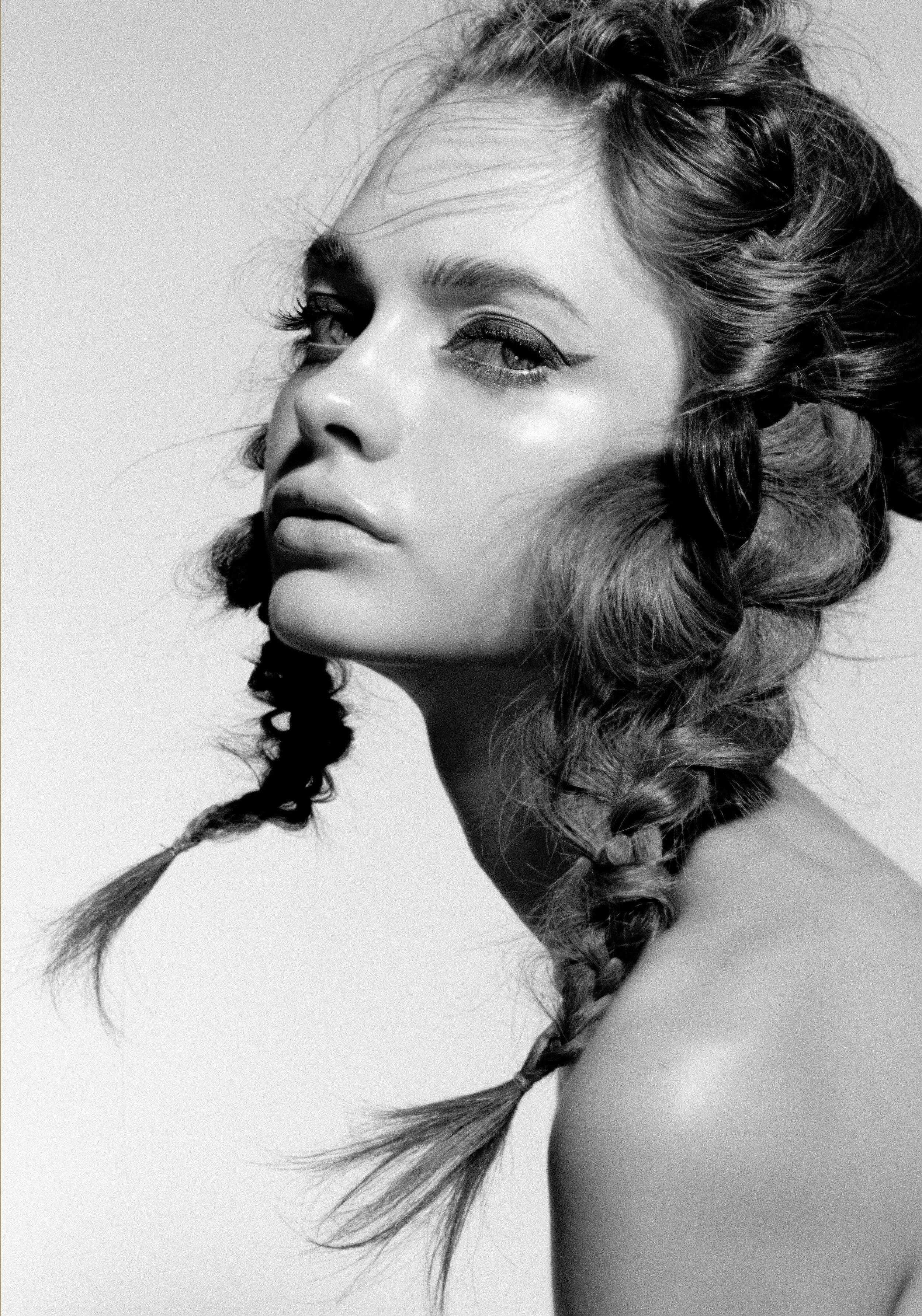 CM3085_Katusha shot 3 w trix ,grain  (1).jpg