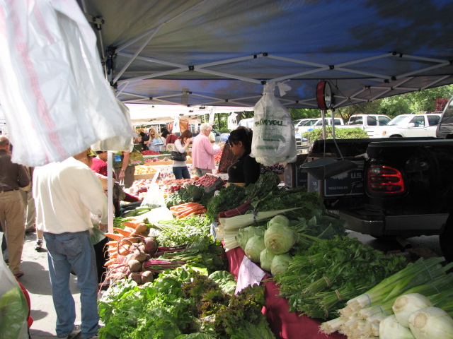 local farms selling at Diablo Valley Farmers' Market