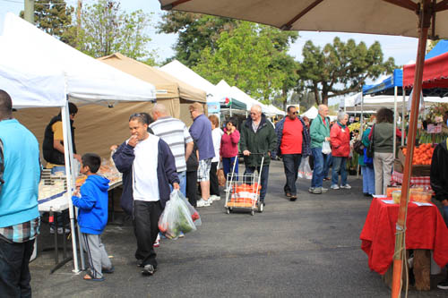 San Leandro Farmers' Market at Bayfair Center