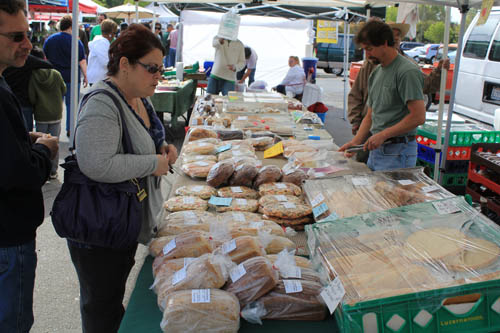 San Leandro Farmers' Market at Bayfair Center