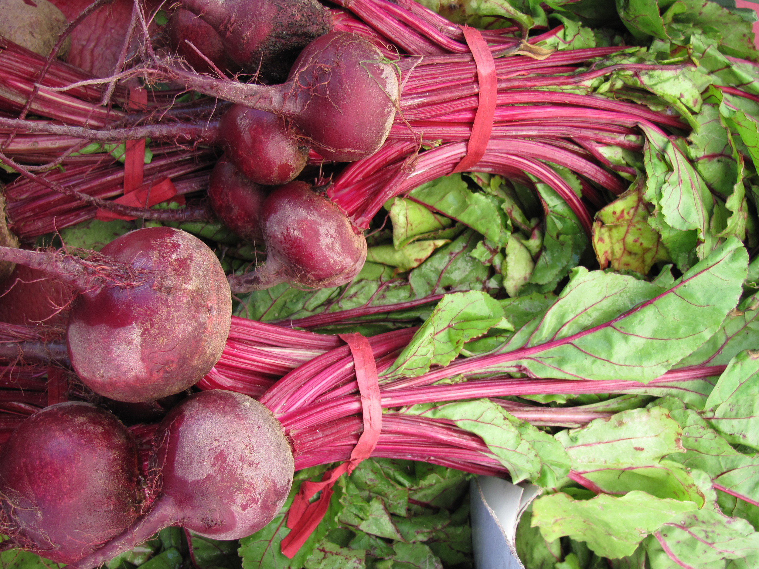 Saratoga Farmers Market beets