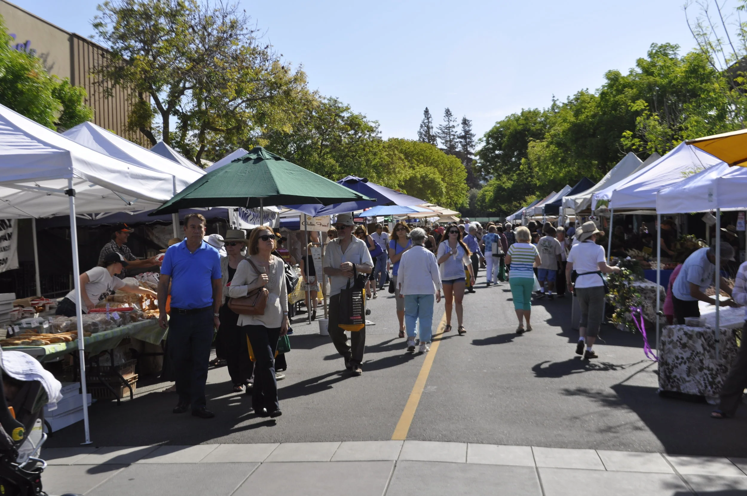 Los Altos Farmers' Market Opening Day