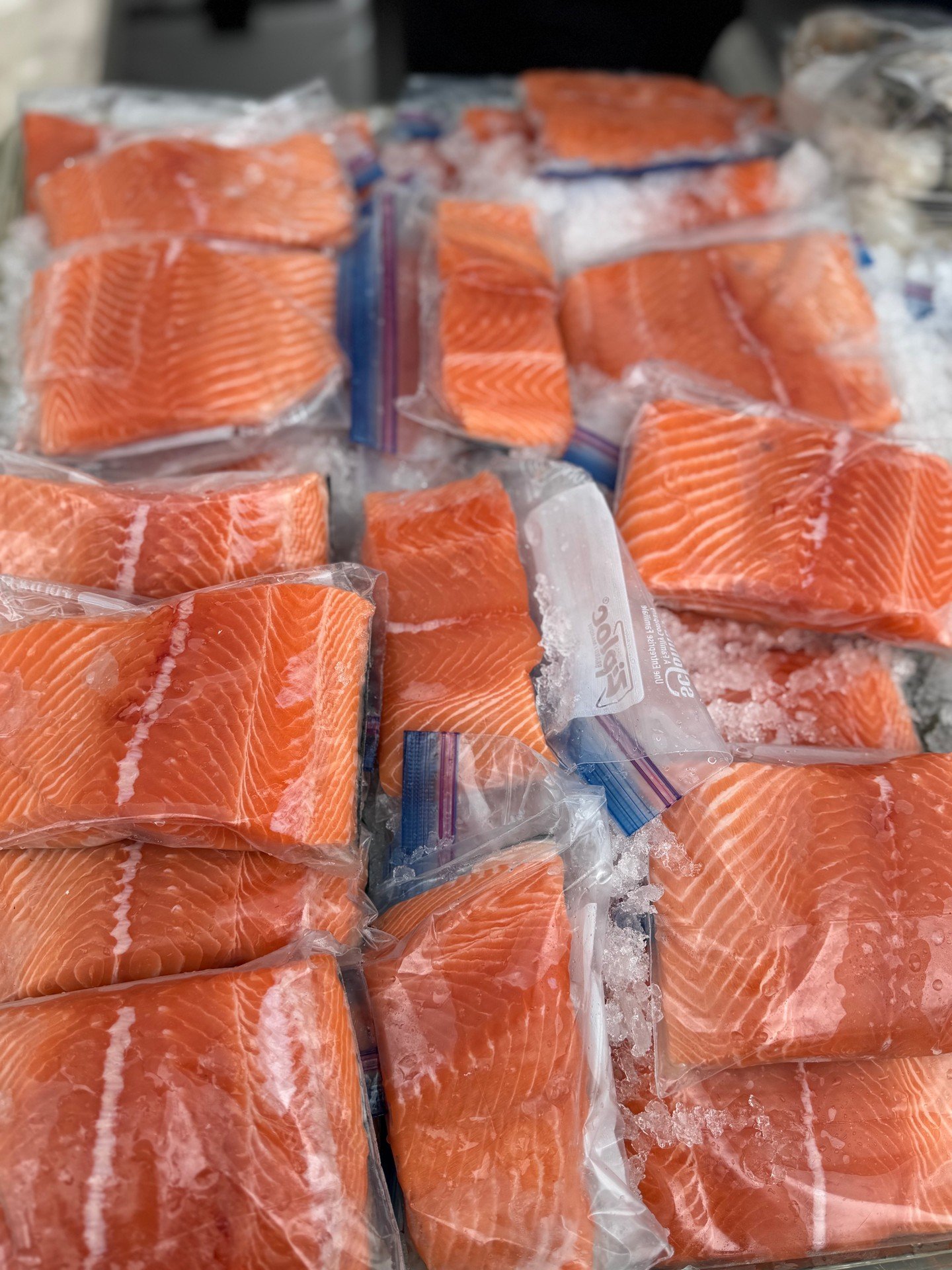 Memorial Day and grillin’ goes hand in hand! Fire up the barbecue and taste the difference fresh caught fish makes!
#dalycityfarmersmarket #dalycity