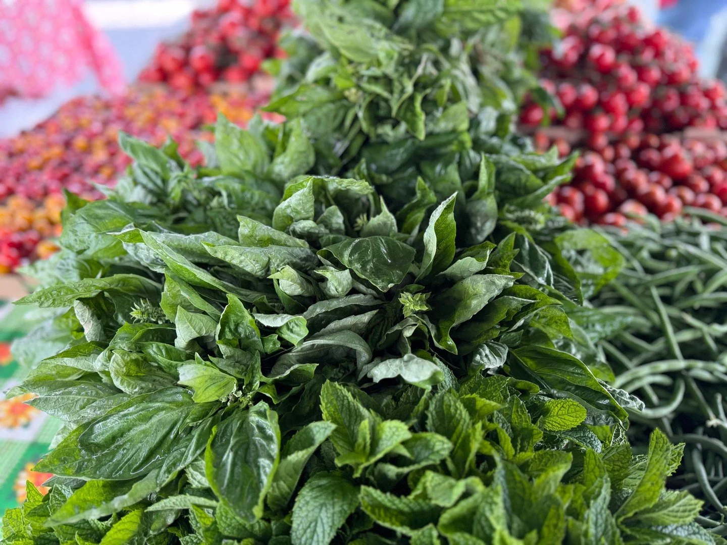 Sunday funday at the farmers market! Stock up on all the seasonal speciality produce and more from 9am-1pm!
