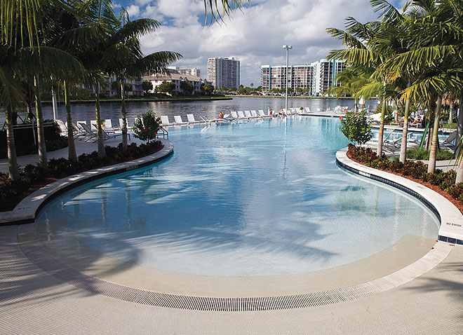 Crowne Plaza Hollywood Beach 8.jpg