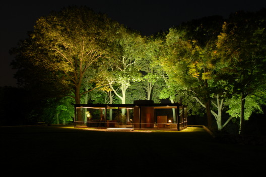 Richard Kelly lighting Philip Johnson's Glass House