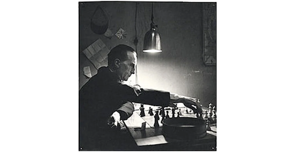 Duchamp playing Chess cropped.jpg