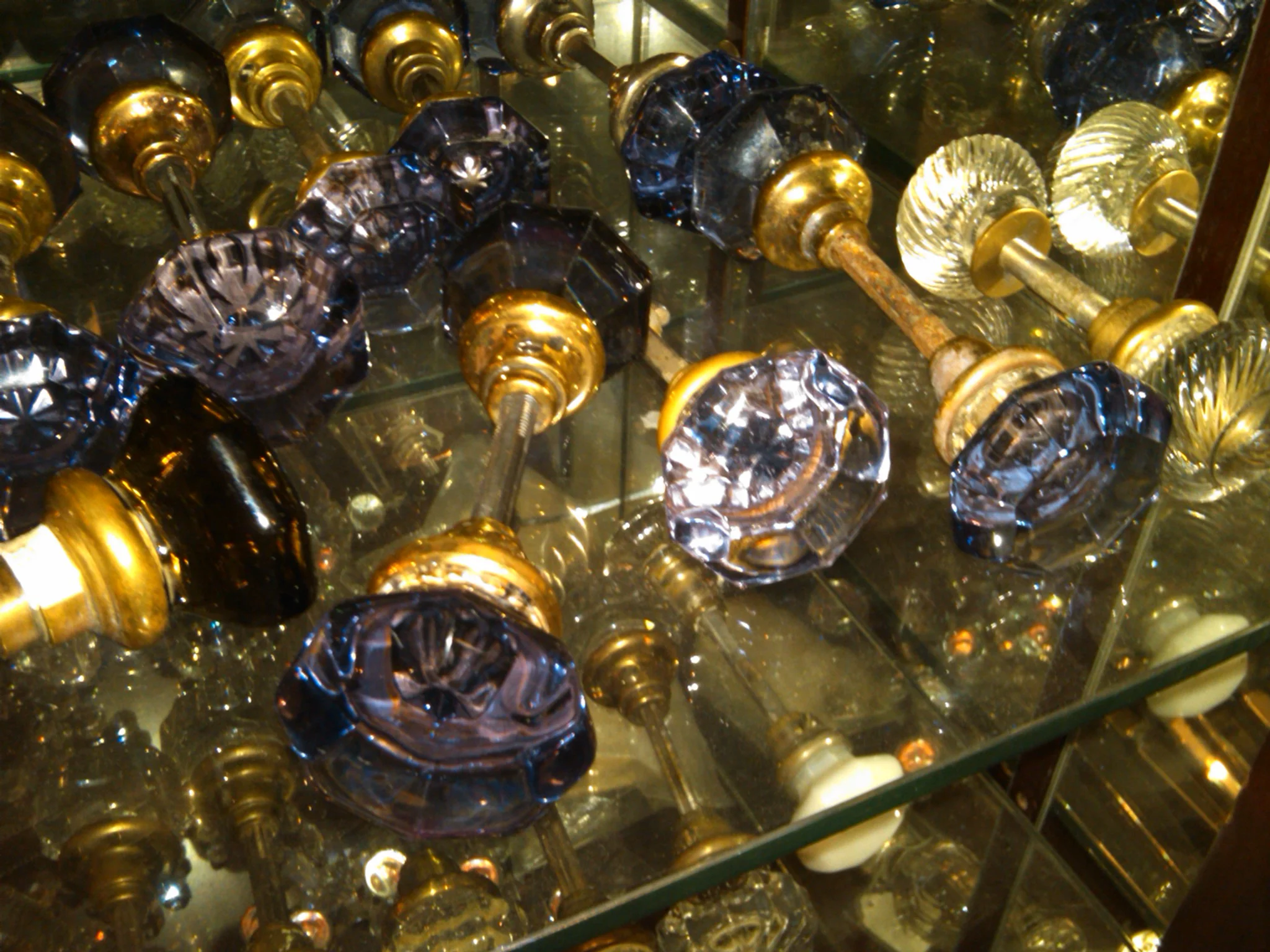 glass knobs on abode+hm pgs illum 3of3 copy 2.jpg