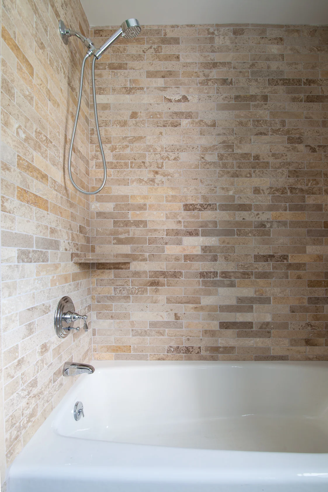 HallBath_Shower_001.jpg