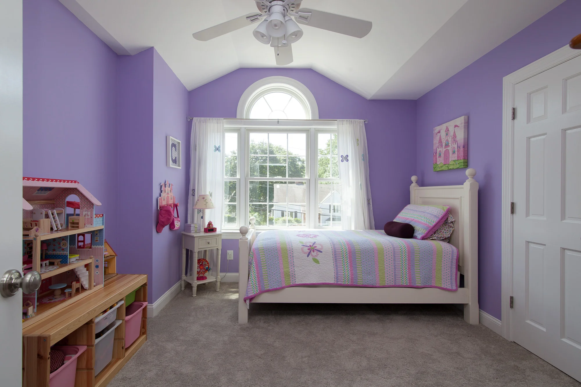 Bedroom_Purle_001.jpg