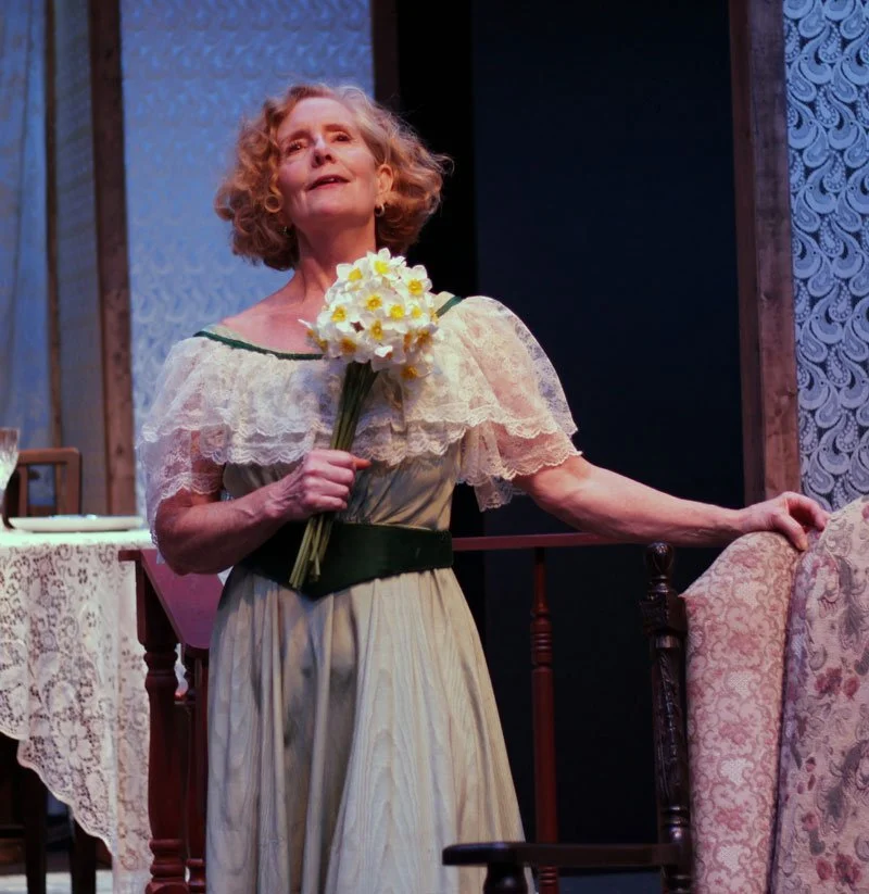 Theater Review : The Glass Menagerie at the Bridge Street Theater in Catskill