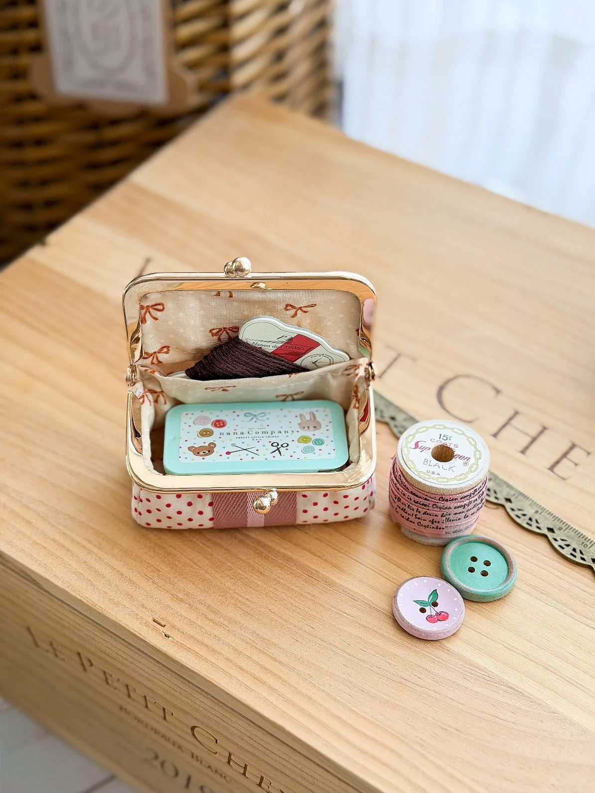 Get ready to be wowed by the tiniest box all week long!
@amysinibaldi made this beautifully elegant version and we are loving it!
Please go see @amysinibaldi for more photos and inspiration 😍
Shop this new kit at the link in @zakkaworkshop profile!
