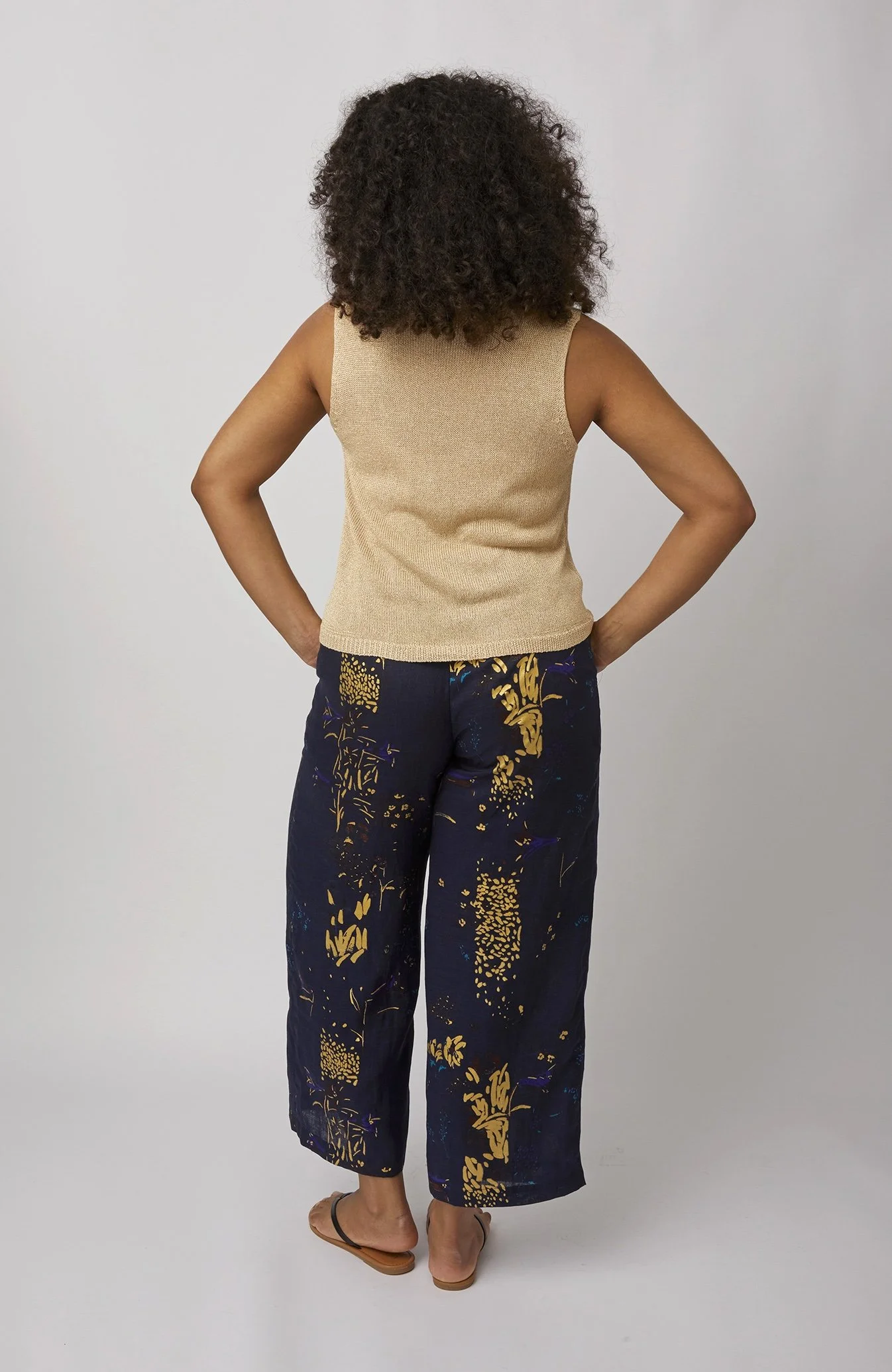 ZW4080 Nani Iro Studio Trousers Size 1 Navy Back.jpg