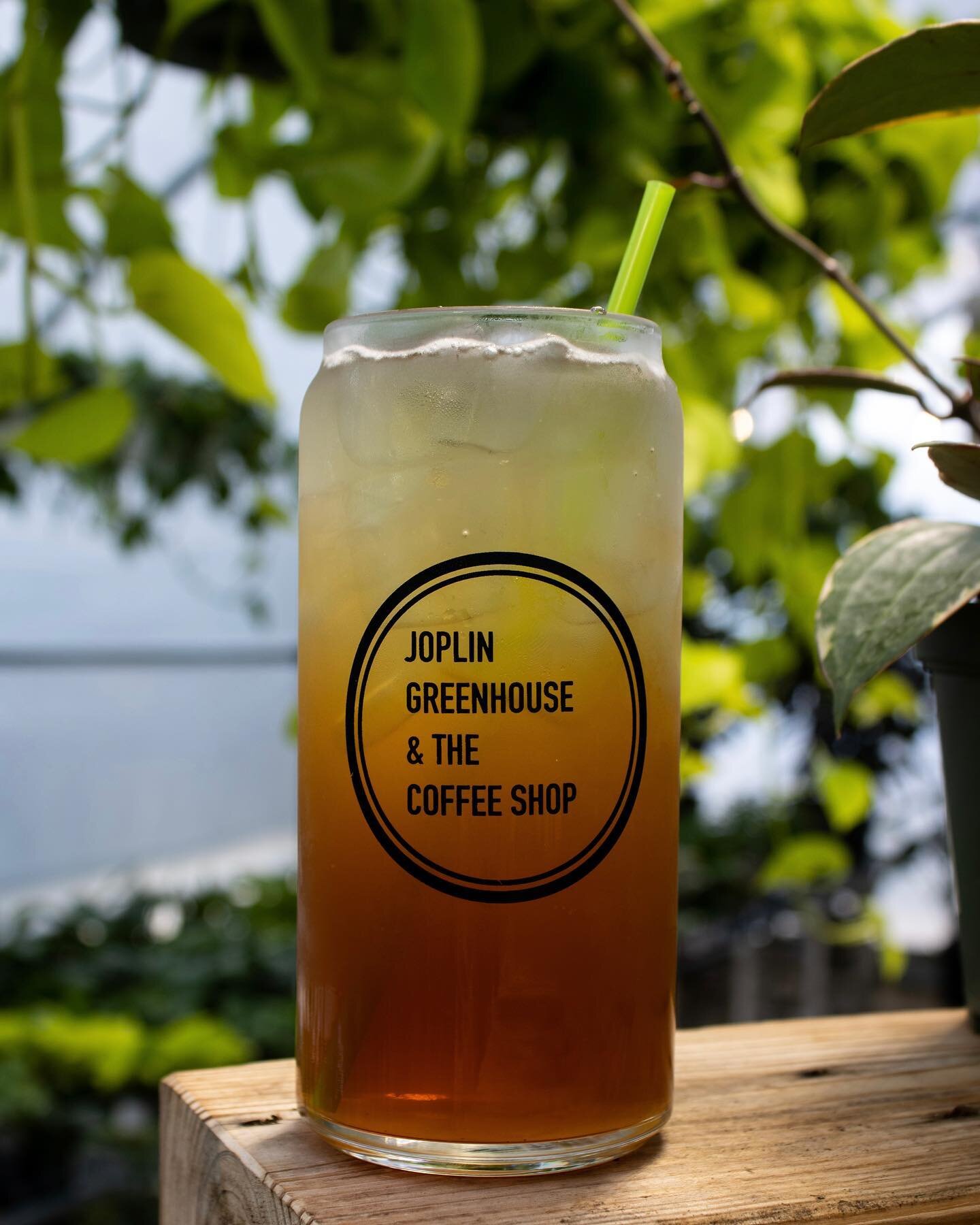 SUMMER IS JUST GETTING STARTED! 🏖️

Check out the second half of the @joplingreenhouse Summer Menu! 

Arnold Peacher:&nbsp;We put our own spin on the Arnold Palmer, using peach and lemon syrups, sweet iced&nbsp;tea, and topped it off with a hefty sp