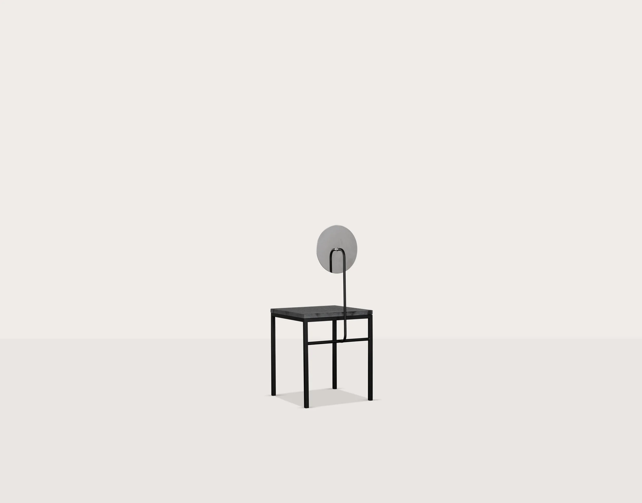 Luteca_SM_Kiin-Chair_Black-Chrome_BP-W.jpg