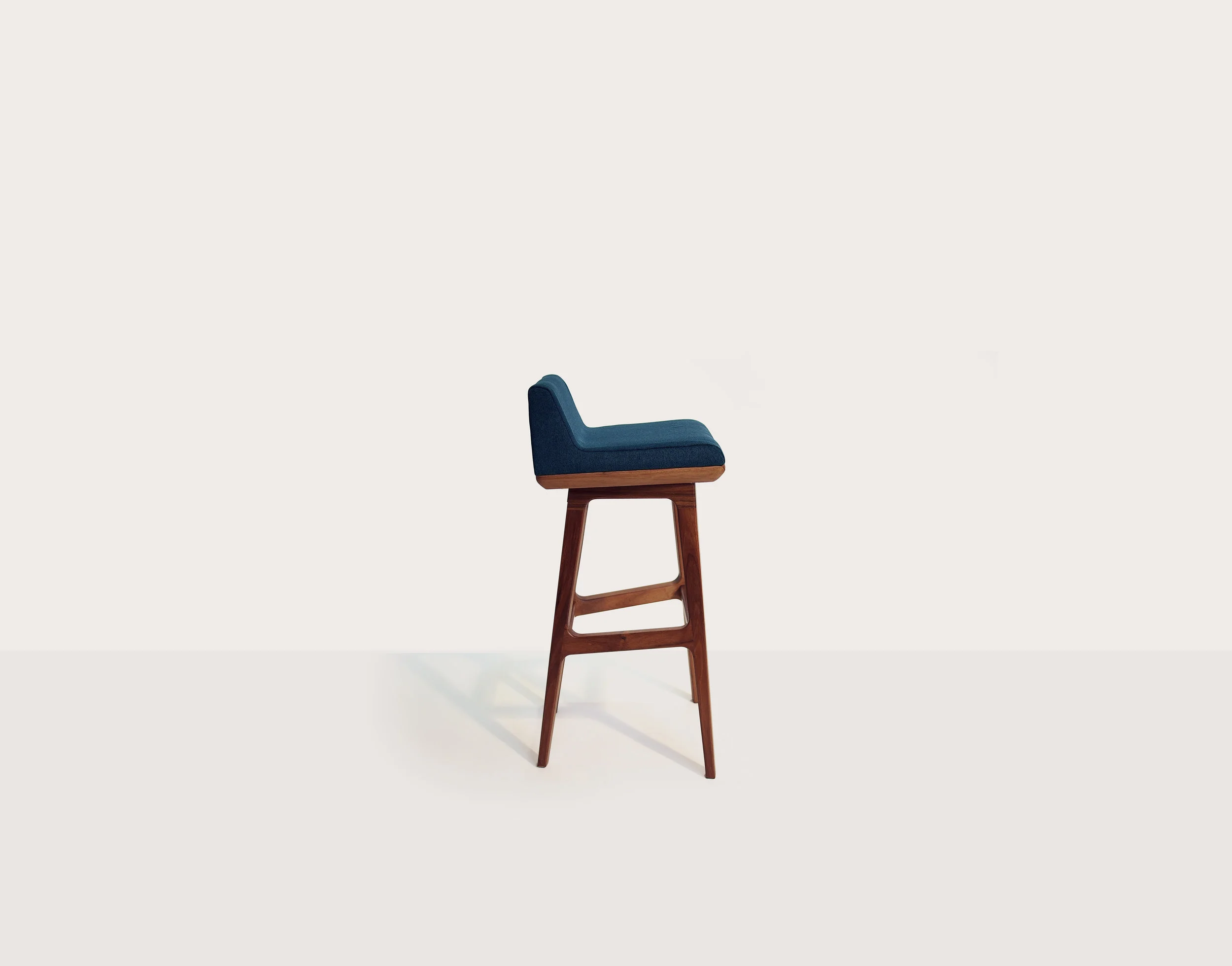 Luteca_PR_Limantour-Bar-Stool_Huanacaste-Blue-Fabric_S-W.jpg