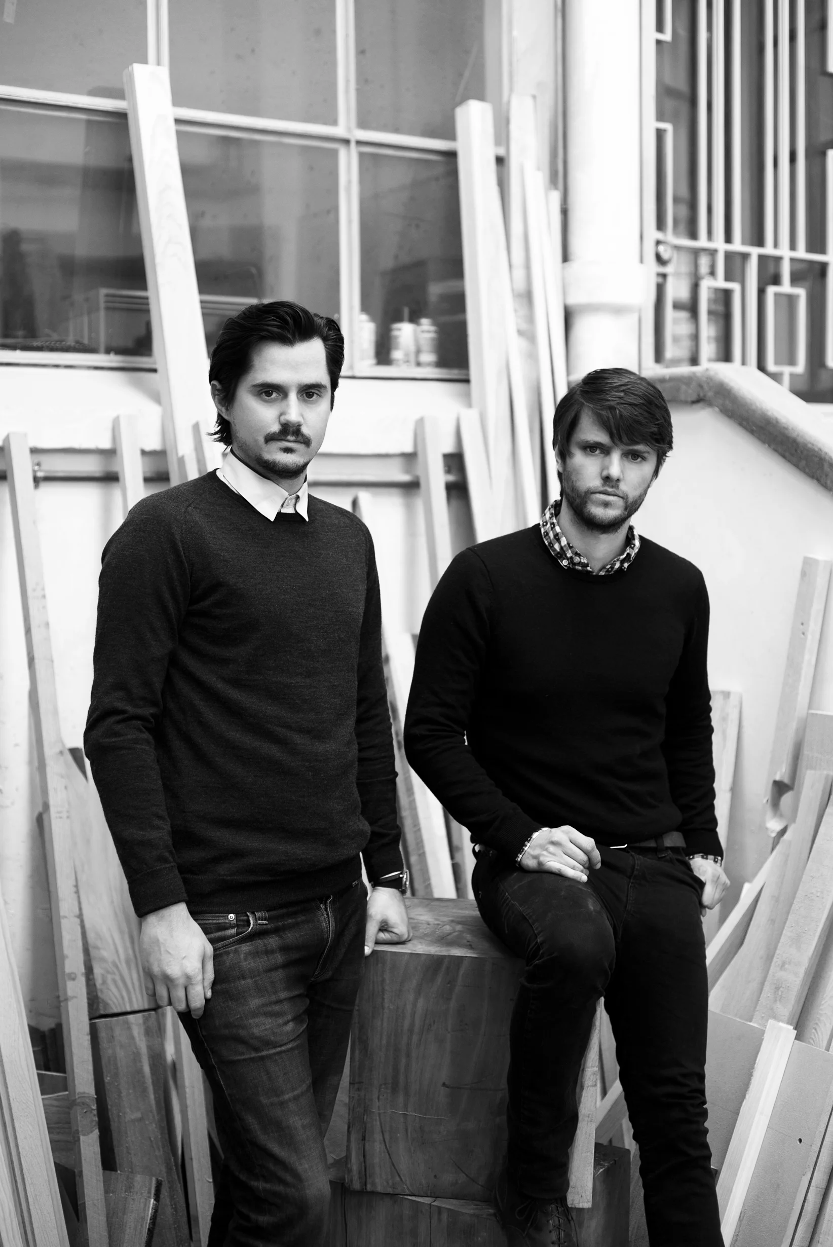 RODRIGO BERRONDO & PABLO IGARTÚA With a specialty in woodwork, Rodrigo Berrondo and Pablo Igartúa combine functionality and aesthetics in large-scale furniture, blending classic techniques with modern tools. They seek to build enduring pieces of unique design and continuously work at perfecting their craft.