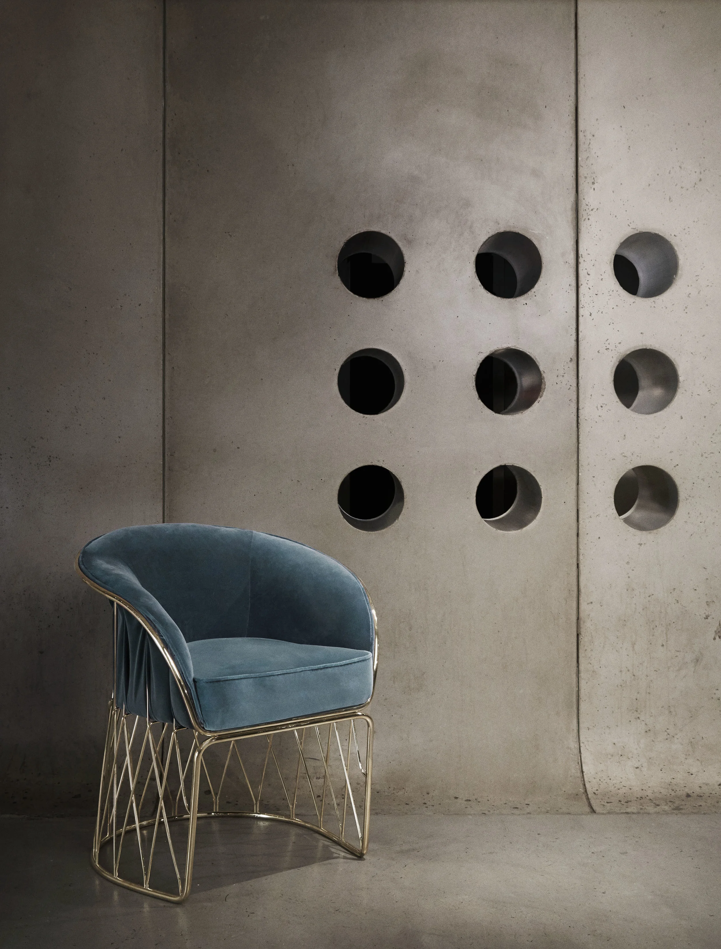 Luteca_PRV_Equipal-Chair_Blue-Velvet_Polished-Brass_FP-W.jpg