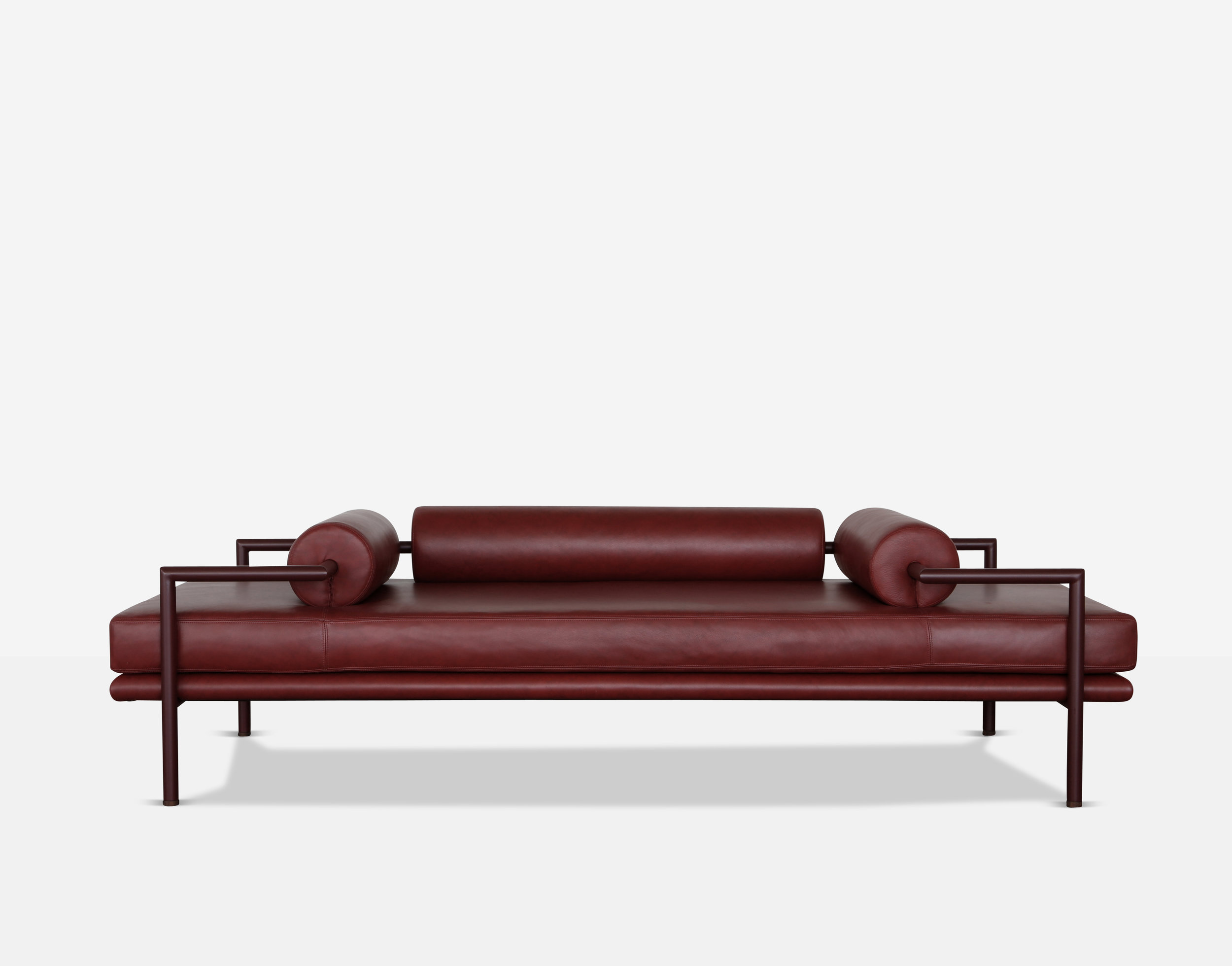 Luteca_JI_Dorcia -Daybed_Red Leather_F-W.jpg