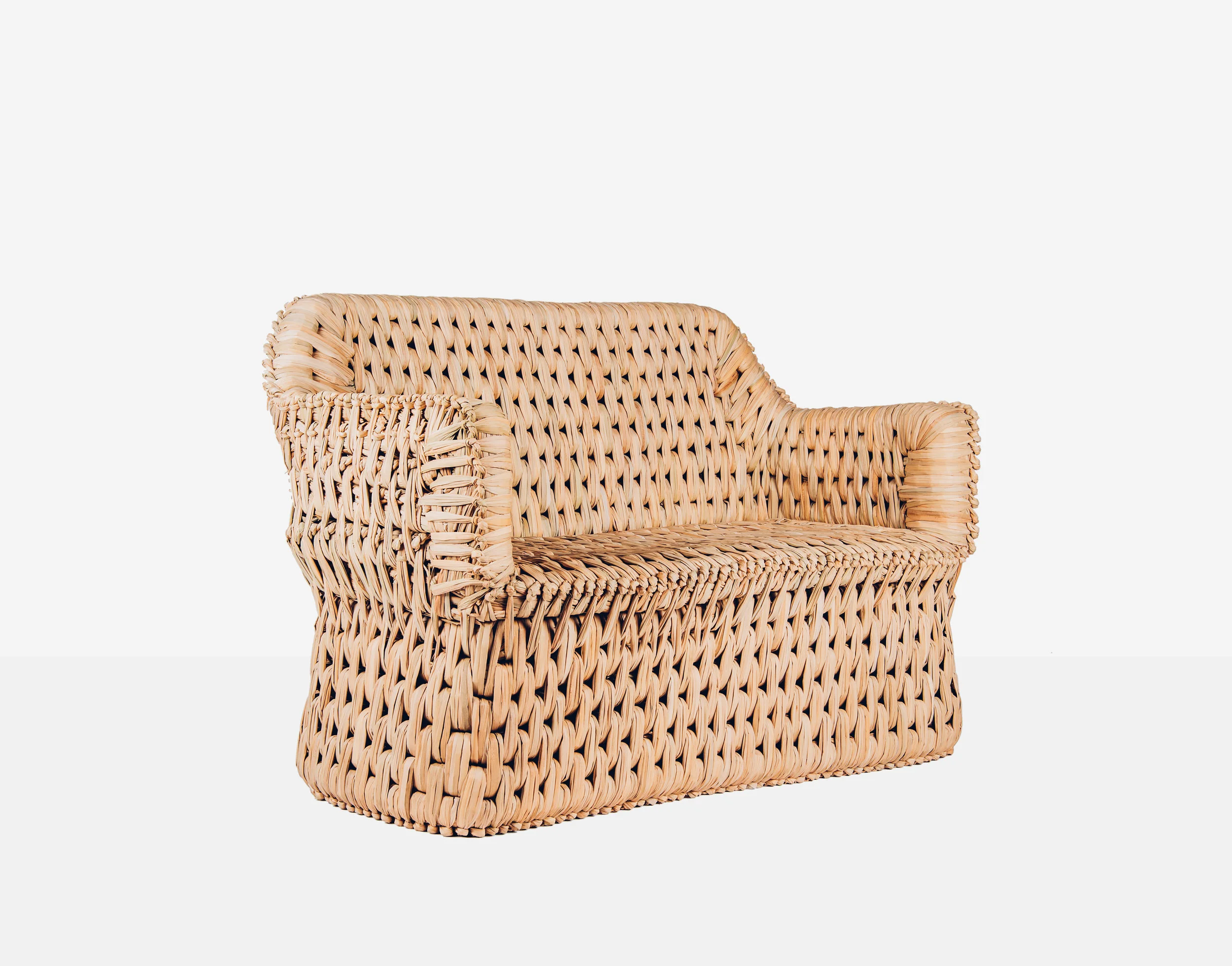 Luteca_Txture_Txt04-Sofa_Tule_F-W.jpg