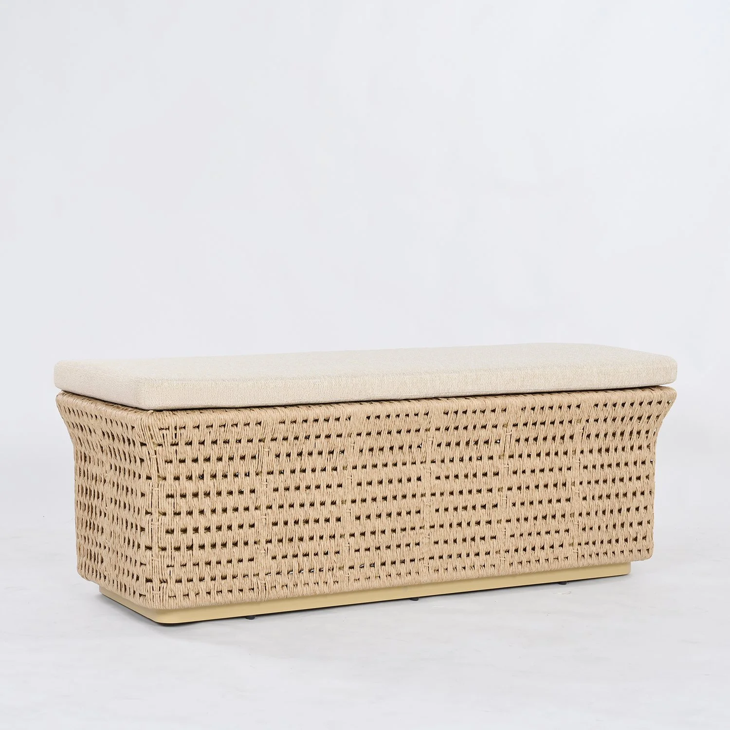 Luteca_Woven Resin Bench_W2.jpg