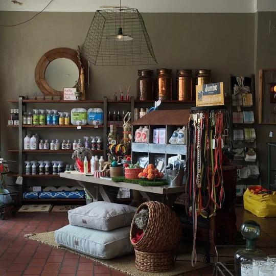 Plenty Mercantile @plentymercantile