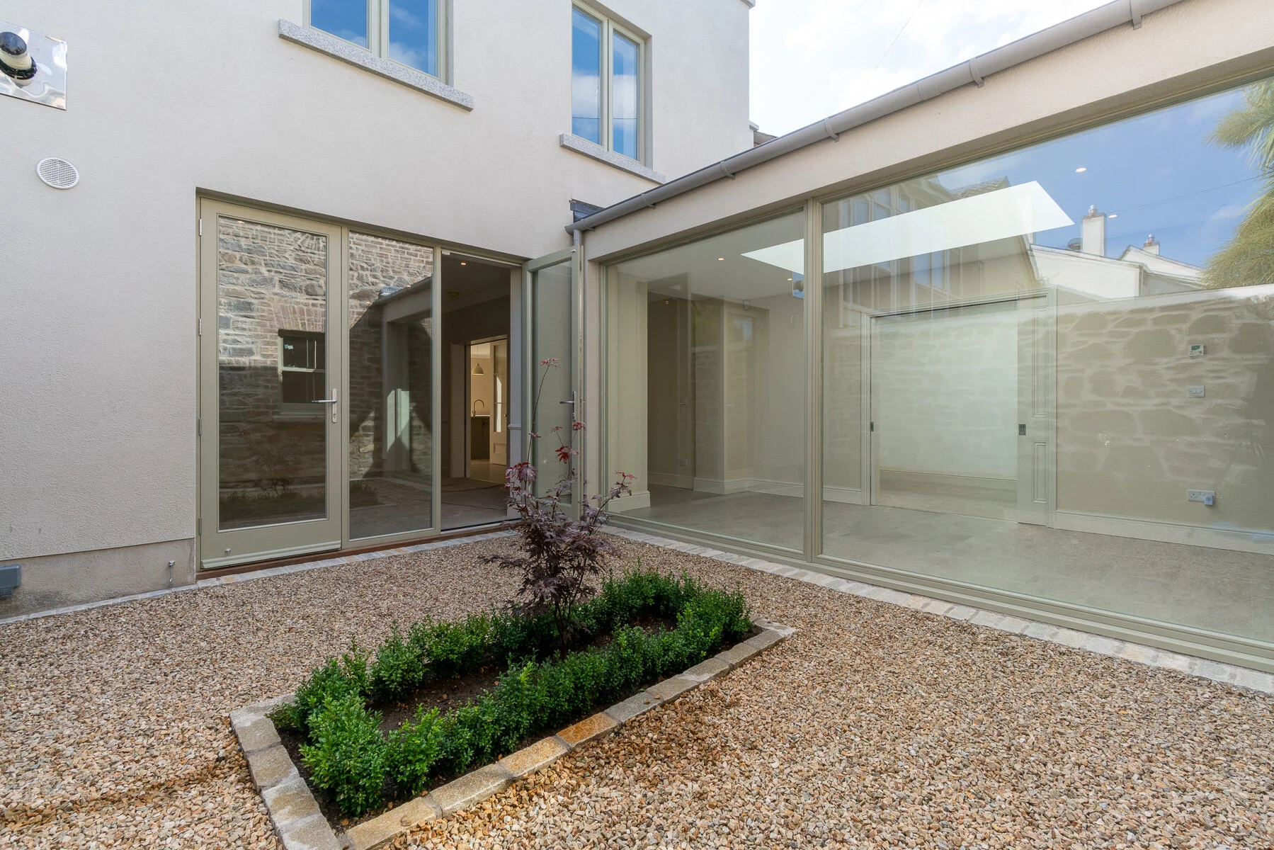 34 - 25 Wellington Lane -_DSC0542-HDR 2.jpg