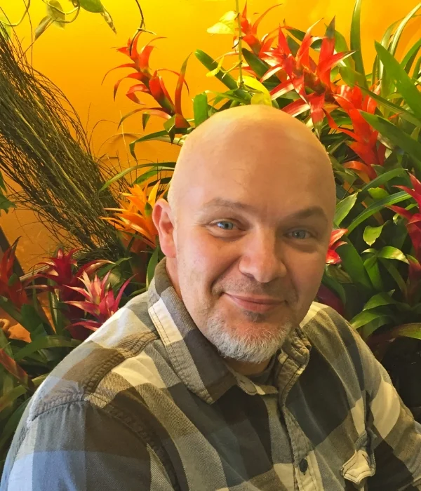 PAT Besides being a wonderfully gifted designer, Keith's friendly brother Pat is an avid fisherman, bicyclist, and hiker with an appreciation for all genres of music. He and his wife have two children, and they love snowboarding and spending time outdoors as a family.