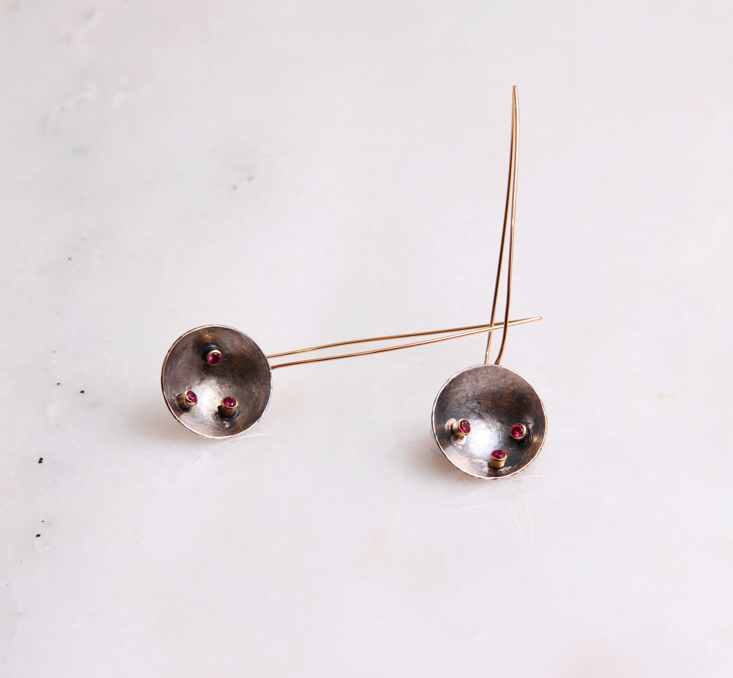 Simple drop earrings - Garnets 