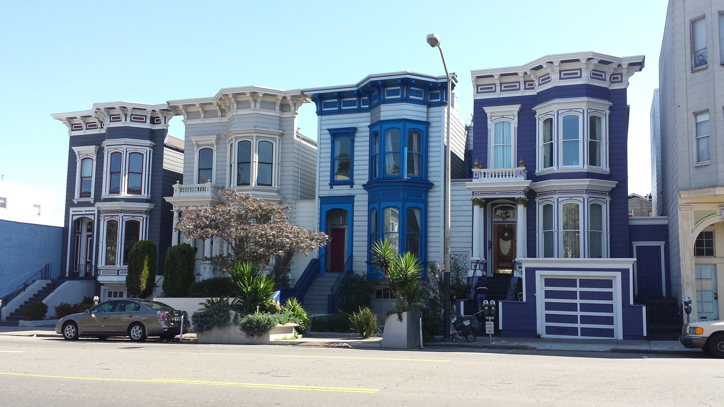 look at those lovely painted houses in SF&nbsp;