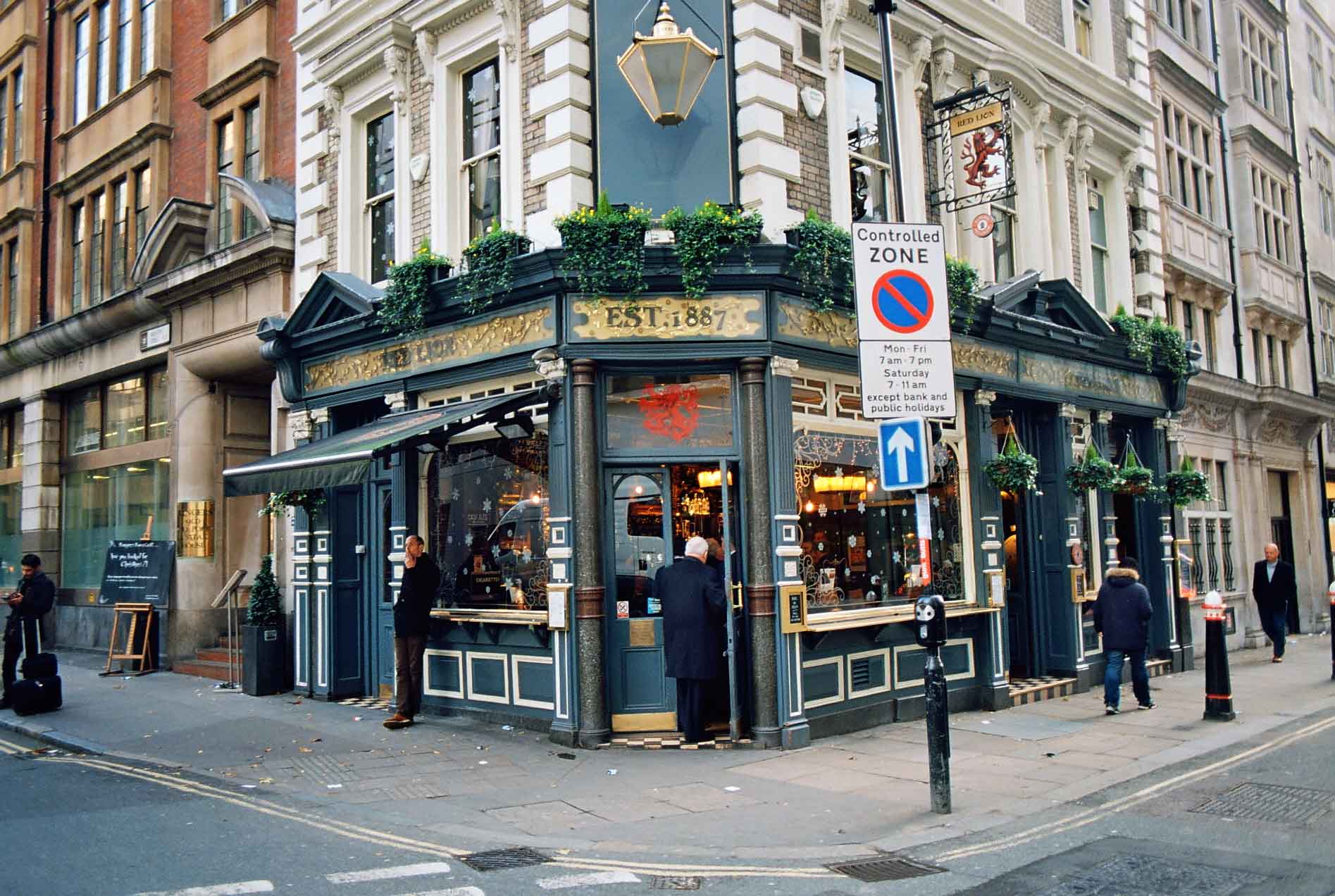 Red Lion, Liverpool Street