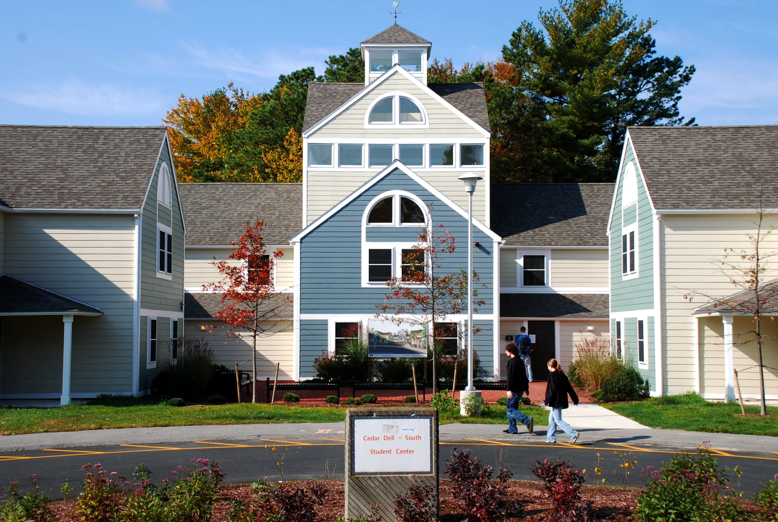 University of Mass Dartmouth Cedar Dell Complex – Phase I and II