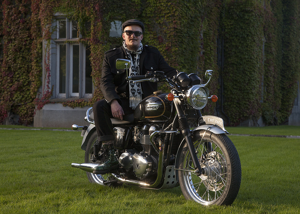 Cyril Helnwein Triumph Bonneville_MG_4281a_sml.jpg