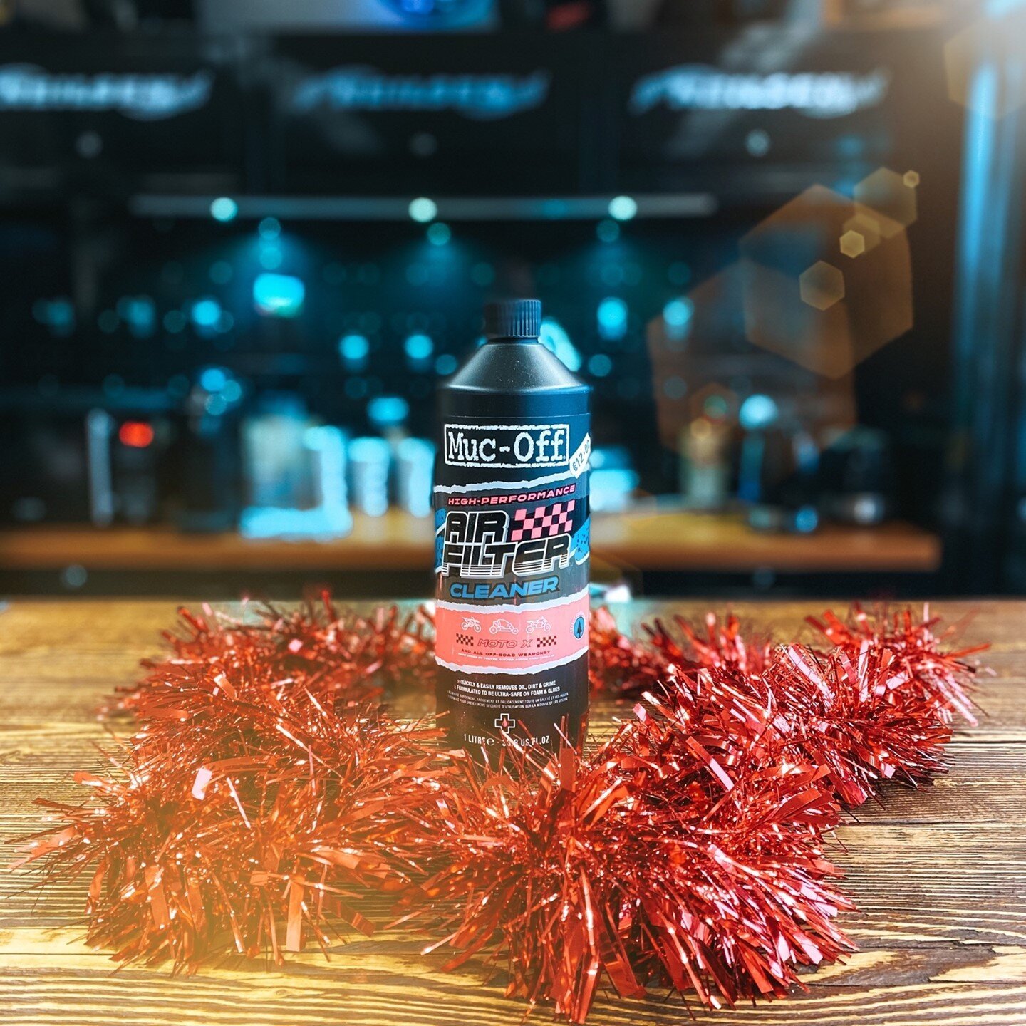 Are you still scrambling for last minute motorcycle gifts?⁠
This Muc-Off Air Filter Cleaner will see you right. ⁠
&euro;12 ⁠
⁠
We're here until 4pm today, 5:30pm on Tuesday and 3pm on Wednesday...then we're outta here to start our own Christmas shopp