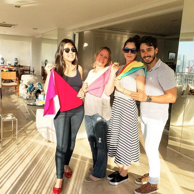 {Job of the day} Hoje foi dia de an&aacute;lise crim&aacute;tica 🎨 com minhas clientes LINDAS!!! Foi uma del&iacute;cia ajud&aacute;-las meninas, agora vamos a pr&oacute;xima etapa!! ❤️😍 #customers #analisecromatica #ConsultorDeImagemEEstilo #Image